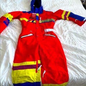 Shinesty ski suit, comparable suit In Link below as this one sold out.